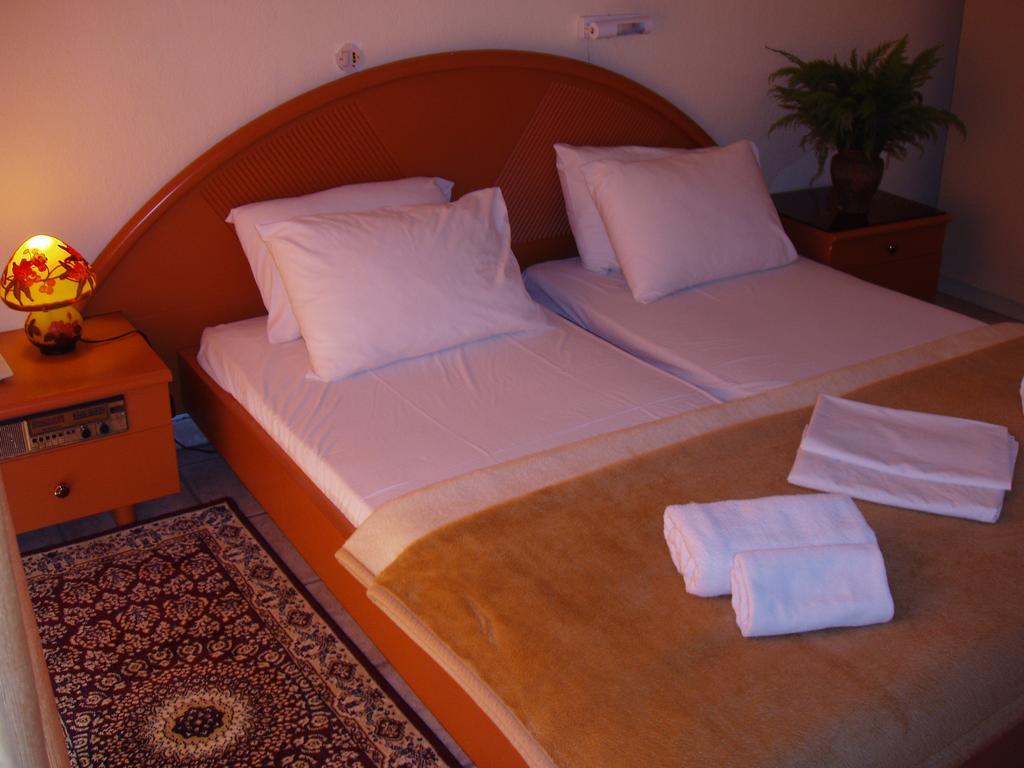 Hotel Lito Paralia Katerinis Ngoại thất bức ảnh