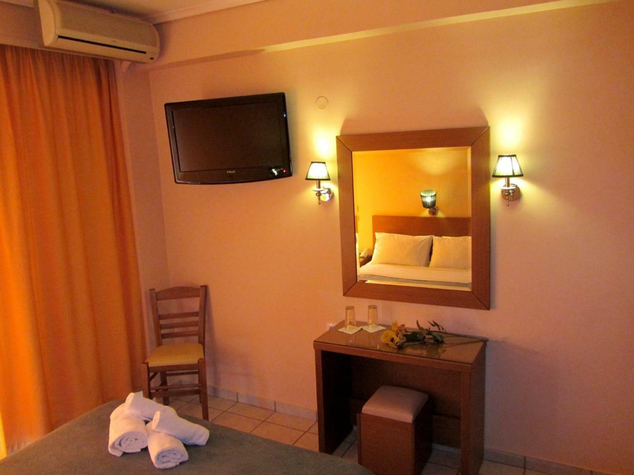Hotel Lito Paralia Katerinis Ngoại thất bức ảnh